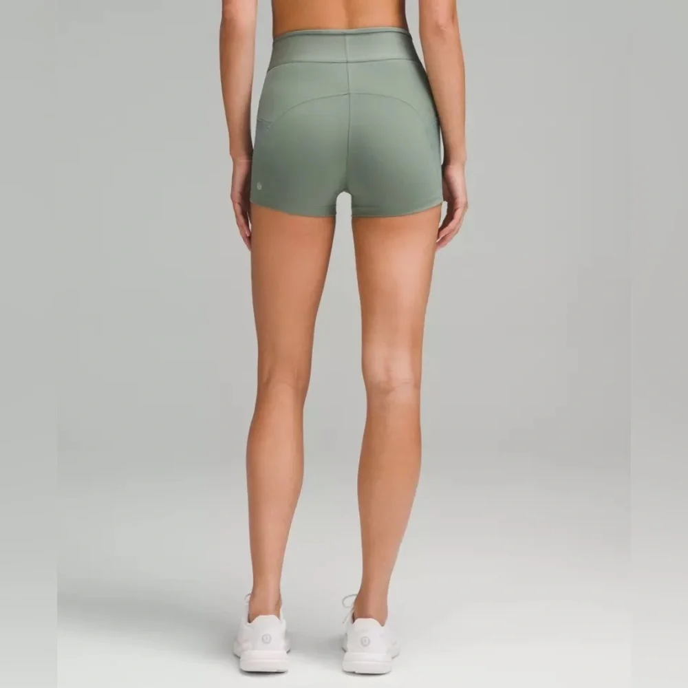 NWT Lululemon License to Train High-Rise Short 2
